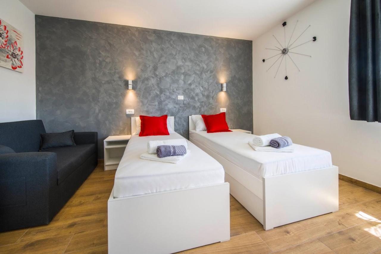Split Central Luxury Studios Екстериор снимка