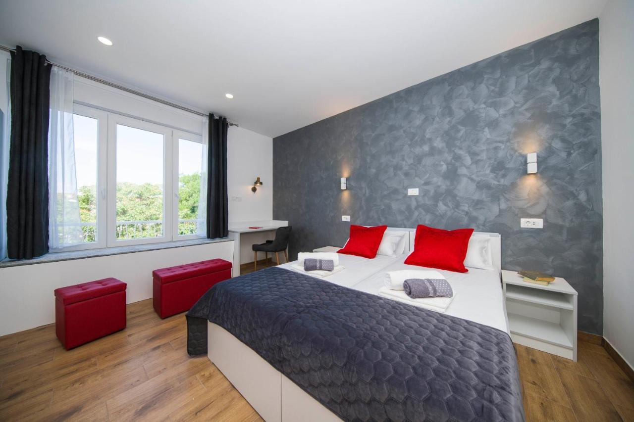Split Central Luxury Studios Екстериор снимка